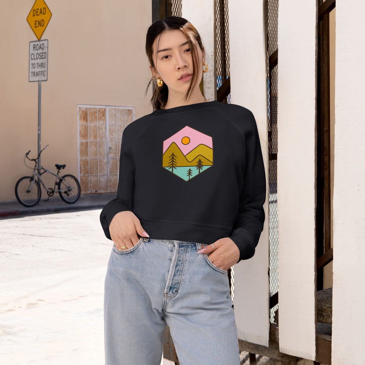 Cropped Fleece Pullover — Pastel Mountain Sunset Graphic